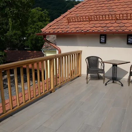 Guest house Carolina House 4*
