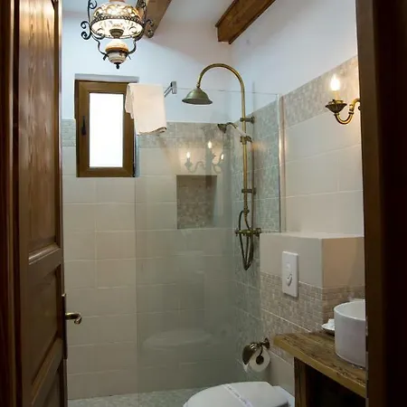 Guest house Carolina House 4*